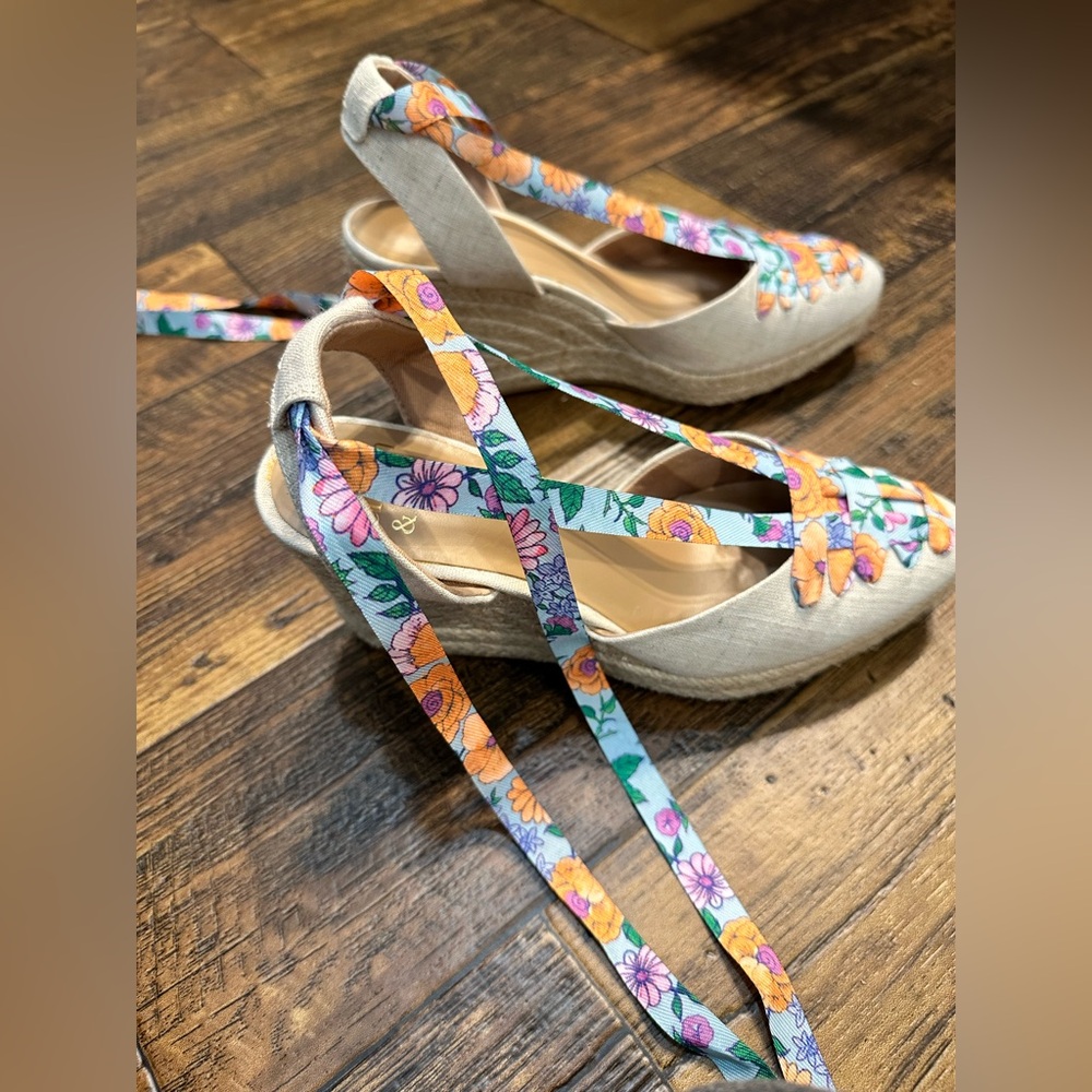 Wedges with Floral Ribbon